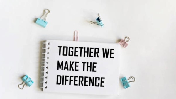 5 Simple Stories Prove Kindness Changes Everything A Stranger’s Gift (Kindness Changes Everything)